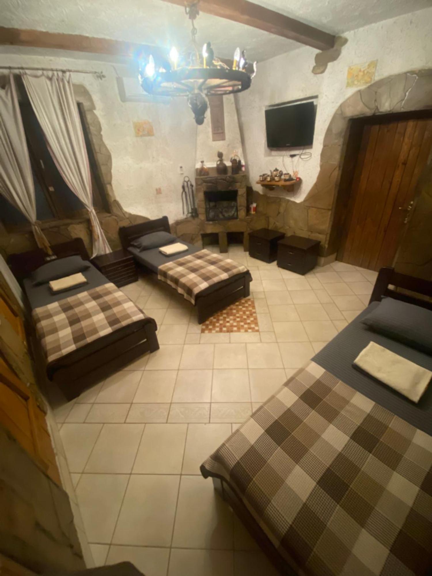 Inn Khlibodarskiy Khlibodarske Zewnętrze zdjęcie